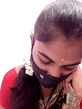 Tamil Hot RoyalQueen online show from 2, 5, 2026