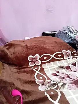 Snapshot of Phoebe-e chatting on 11, 3, 2026 Phoebe-e online show from 11, 3, 2026