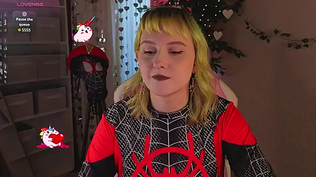 Snapshot of Roziett_Belle chatting on 7, 3, 2026 Roziett Belle online show from 7, 3, 2026