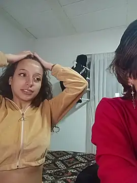 AlexxaAndRileyy online show from 25, 5, 2026
