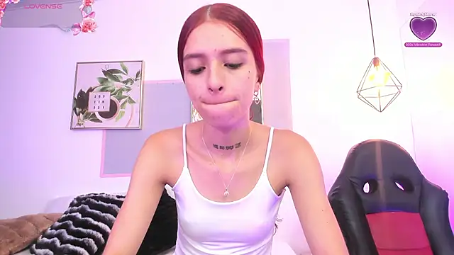 Snapshot of april_jones05 chatting on 13, 2, 2026 april jones05 online show from 13, 2, 2026