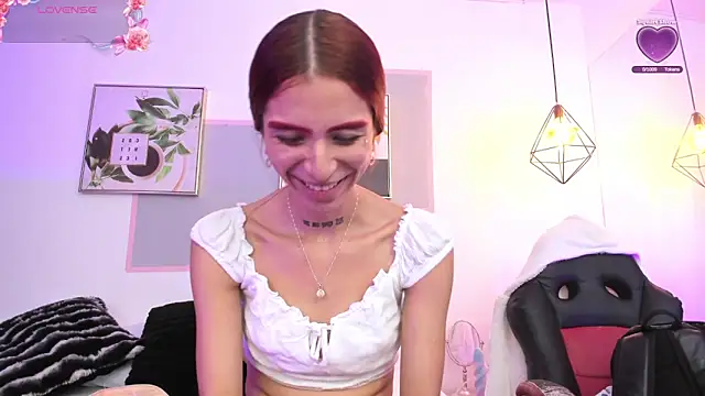 Snapshot of april_jones05 chatting on 3, 3, 2026 april jones05 online show from 3, 3, 2026