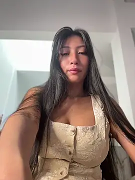 Mavi roouse online show from 3, 5, 2026