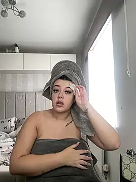 Princess-ivyxoxo online show from 4, 8, 2026