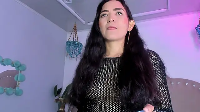Amber rains online show from 2, 5, 2026