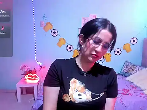talia mystic online show from 25, 6, 2026