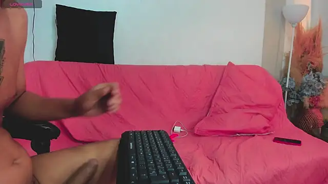 Snapshot of Zara_Foxxx_ chatting on 16, 2, 2026 Zara Foxxx online show from 16, 2, 2026