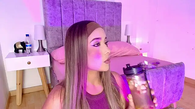 Snapshot of Lucy_Carson_ chatting on 13, 3, 2026 Lucy Carson online show from 13, 3, 2026