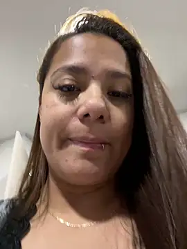 Snapshot of Pretty__Milf chatting on 12, 3, 2026 Pretty Milf online show from 12, 3, 2026