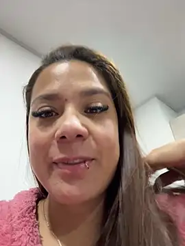 Snapshot of Pretty__Milf chatting on 16, 3, 2026 Pretty Milf online show from 16, 3, 2026