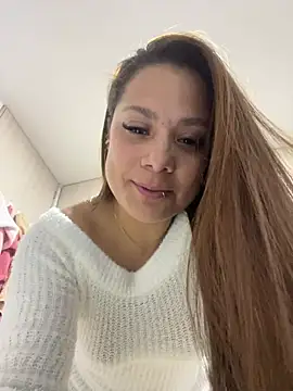 Pretty  Milf online show from 2, 4, 2026