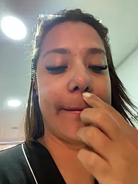 Pretty  Milf online show from 18, 7, 2026