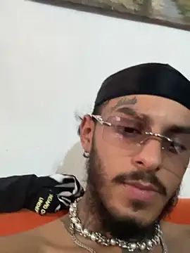 Snapshot of liyamjunior chatting on 19, 2, 2026 liyamjunior online show from 19, 2, 2026