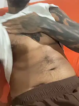 Snapshot of liyamjunior chatting on 4, 3, 2026 liyamjunior online show from 4, 3, 2026