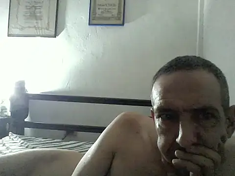 Snapshot of guevo14cm3 chatting on 16, 5, 2026 guevo14cm3 online show from 16, 5, 2026