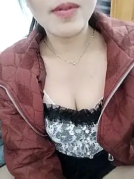 Snapshot of MaiNgoc_sexy chatting on 4, 2, 2026 MaiNgoc sexy online show from 4, 2, 2026