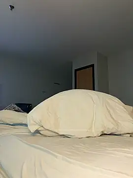 Snapshot of tastemecaroline chatting on 1, 3, 2026 tastemecaroline online show from 1, 3, 2026