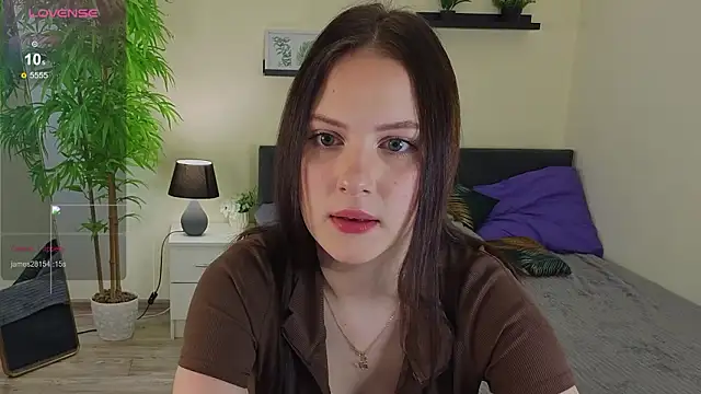 Snapshot of Jenifer_Stound chatting on 8, 3, 2026 Jenifer Stound online show from 8, 3, 2026