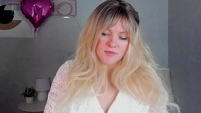 Snapshot of Victoria_Nelson chatting on 2, 3, 2026 Victoria Nelson online show from 2, 3, 2026