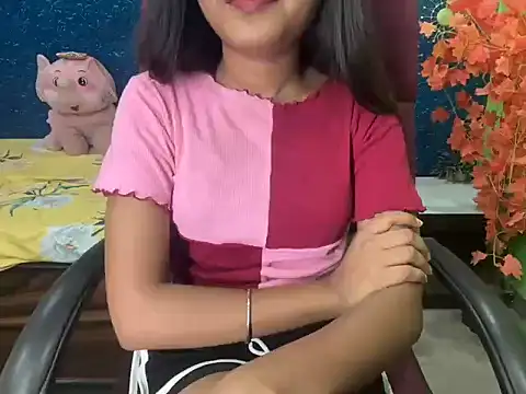 Snapshot of Brown-beauty chatting on 23, 7, 2026 Brown-beauty online show from 23, 7, 2026