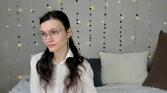 Snapshot of ThoraMarola chatting on 17, 2, 2026 ThoraMarola online show from 17, 2, 2026