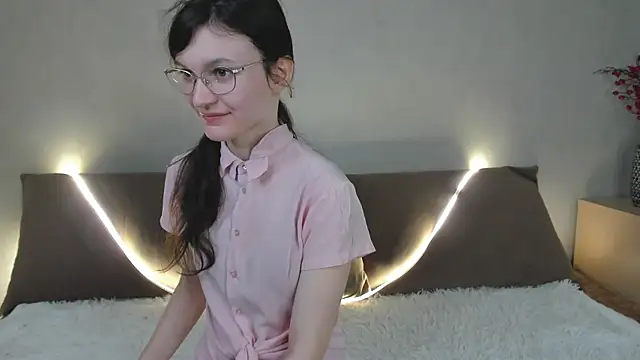 Snapshot of ThoraMarola chatting on 19, 3, 2026 ThoraMarola online show from 19, 3, 2026