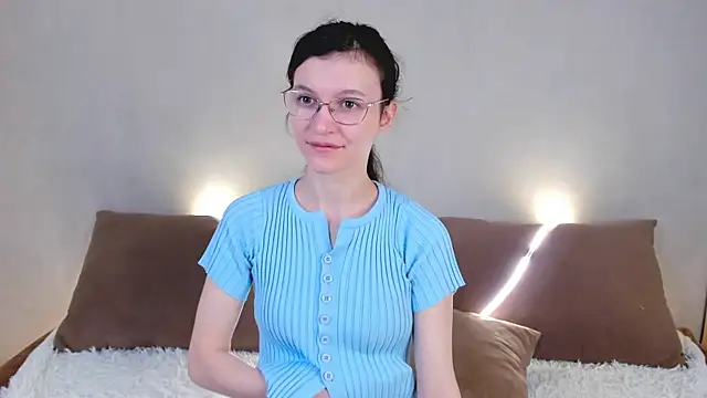 ThoraMarola online show from 3, 5, 2026