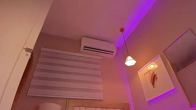 Snapshot of isabela__x chatting on 8, 2, 2026 isabela x online show from 8, 2, 2026