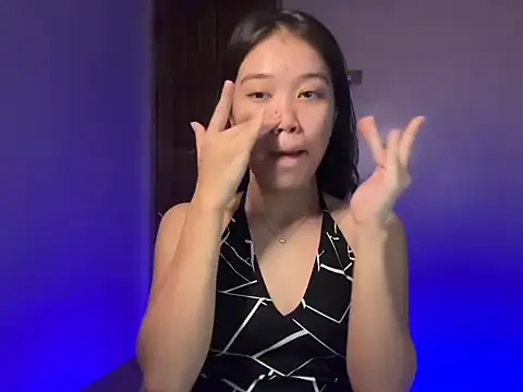 Snapshot of lovely_amara19 chatting on 22, 3, 2026 lovely amara19 online show from 22, 3, 2026