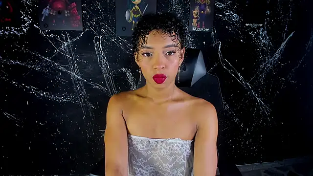 Snapshot of VictoriaRousse_ chatting on 6, 3, 2026 VictoriaRousse online show from 6, 3, 2026