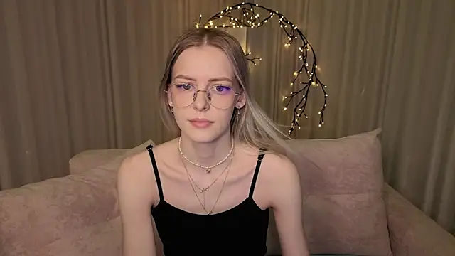 kittie like18 online show from 7, 5, 2026