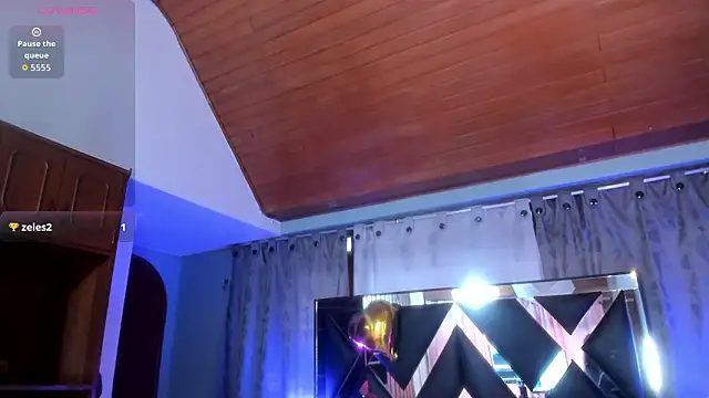 Snapshot of michell_sweetiee chatting on 27, 2, 2026 michell sweetiee online show from 27, 2, 2026