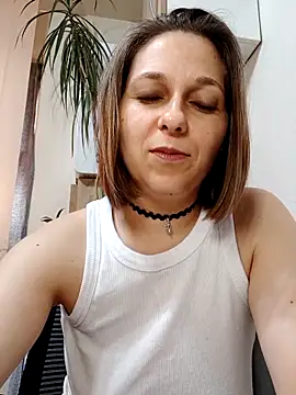 AdaJoy online show from 8, 3, 2026