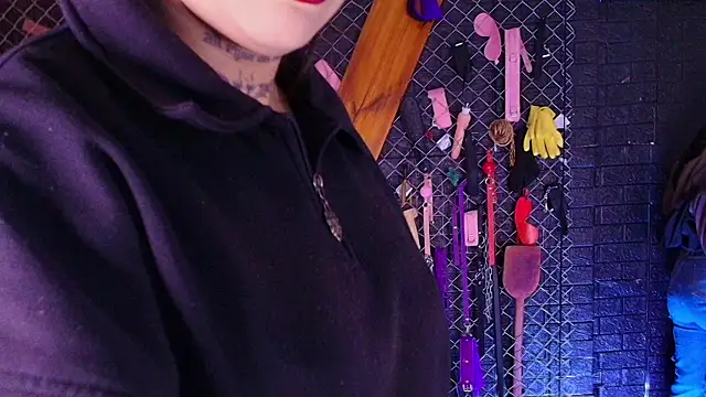 Miss Juliett bdsm online show from 4, 5, 2026