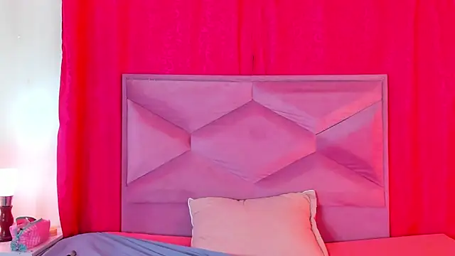 Snapshot of AleSweet chatting on 12, 2, 2026 AleSweet online show from 12, 2, 2026