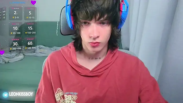 LeonBoykisser online show from 14, 7, 2026