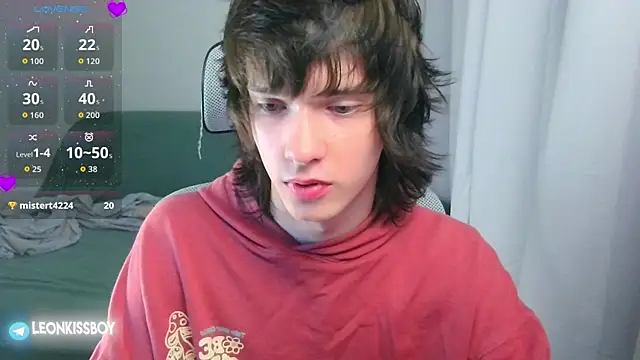 LeonBoykisser online show from 14, 7, 2026