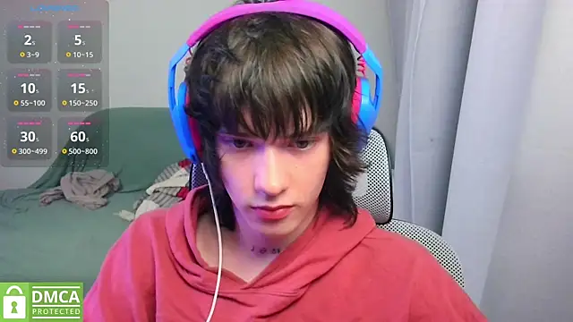 LeonBoykisser online show from 19, 7, 2026