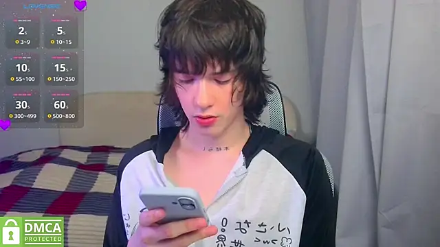 LeonBoykisser online show from 22, 7, 2026