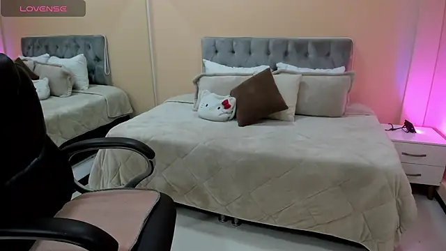 Snapshot of Bela_Craxkerr chatting on 8, 3, 2026 Bela Craxkerr online show from 8, 3, 2026