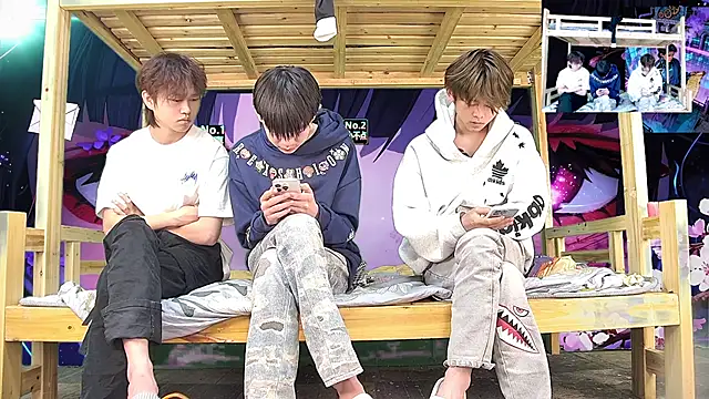 xiaohuangren01 online show from 28, 2, 2026