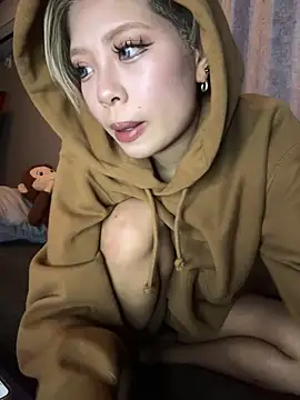 Snapshot of BADBITCHISAKI chatting on 10, 3, 2026 BADBITCHISAKI online show from 10, 3, 2026