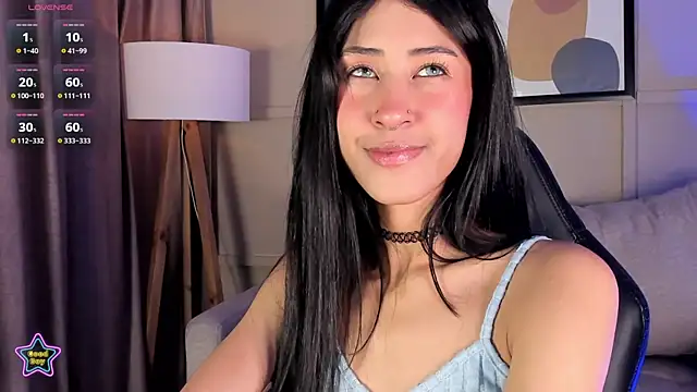 Snapshot of internett_sweetheart chatting on 1, 7, 2026 internett sweetheart online show from 1, 7, 2026