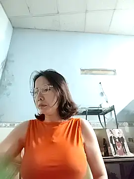 Snapshot of Famrita chatting on 16, 3, 2026 Famrita online show from 16, 3, 2026