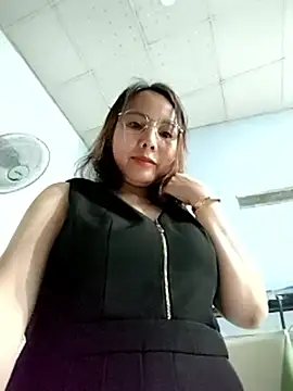 Snapshot of Famrita chatting on 18, 3, 2026 Famrita online show from 18, 3, 2026