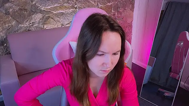 Snapshot of SindieStorm chatting on 6, 2, 2026 SindieStorm online show from 6, 2, 2026