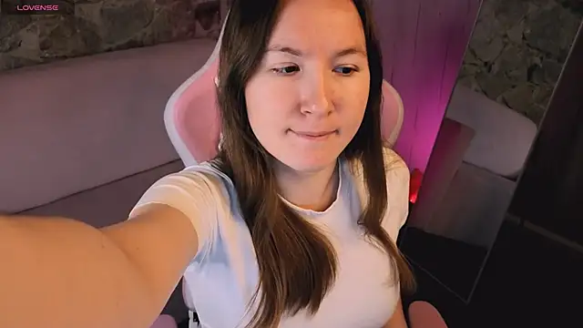 Snapshot of SindieStorm chatting on 27, 2, 2026 SindieStorm online show from 27, 2, 2026