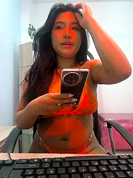 valenlopezz  online show from 2, 5, 2026