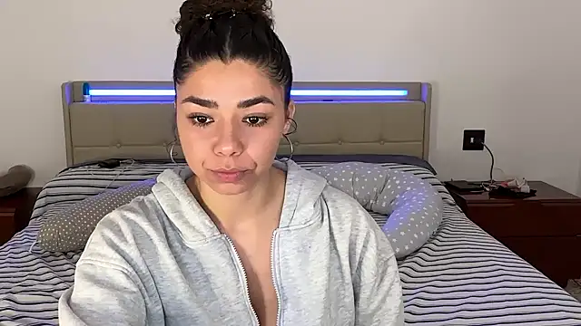 Snapshot of ladymelon chatting on 25, 3, 2026 ladymelon online show from 25, 3, 2026