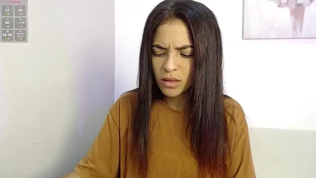 Snapshot of chloe_peach_ chatting on 10, 2, 2026 chloe peach online show from 10, 2, 2026